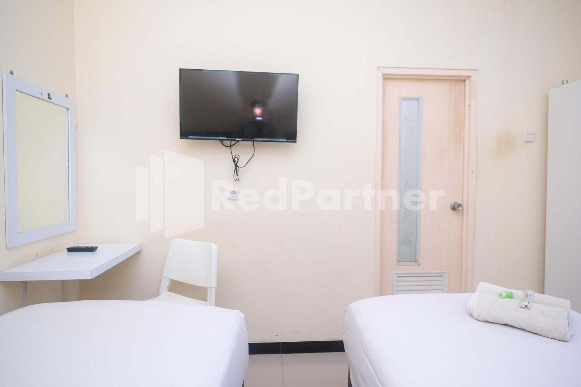Griya Loka 2 Syariah Near Simpang Lima Mitra Reddoorz Hotel Semarang Exterior photo